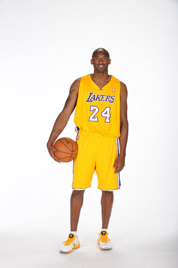 动与话题热 动与话题热